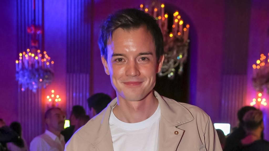 Exklusiv-Information: Philipp Hansa wird Robert Kratky-Nachfolger bei Ö3! - news - exxpress Nachrichten