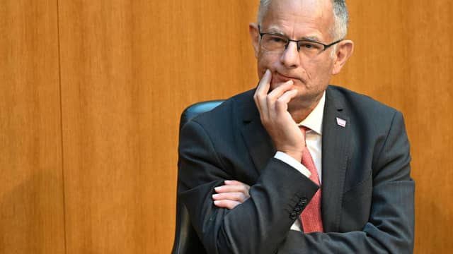 „Alle jammern“: Marterbauer verteidigt Doppelbudget gegen Kritik - politik - exxpress Nachrichten